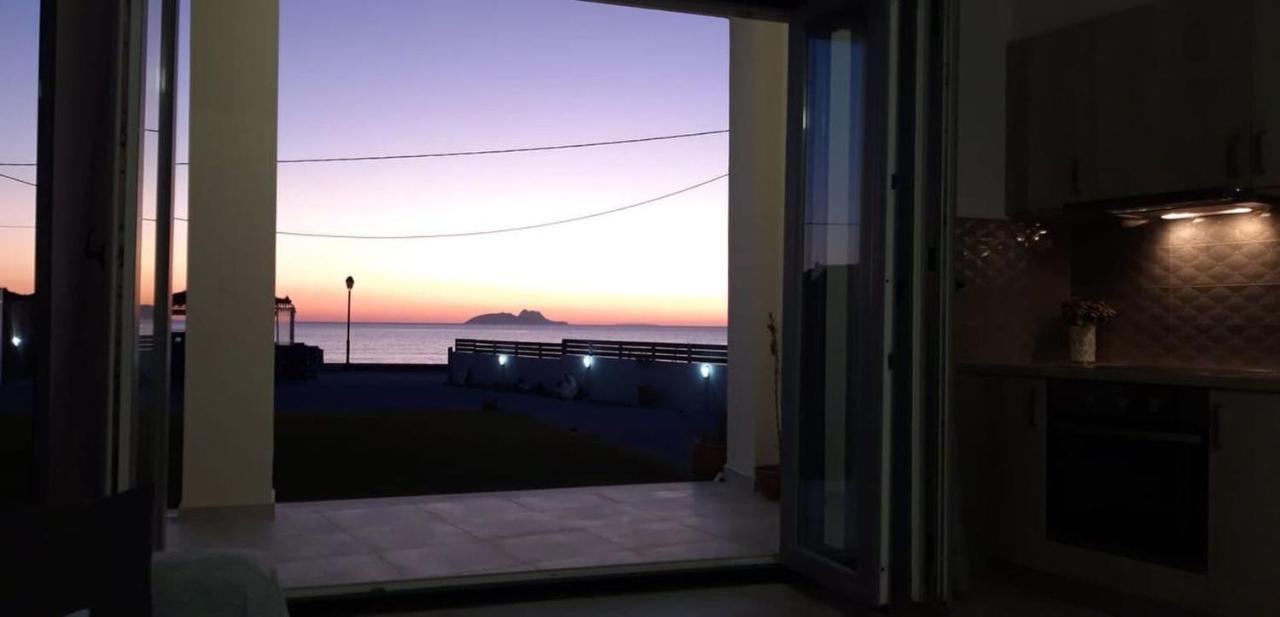 Coral Sea Apartment Kokkinos Pirgos Ngoại thất bức ảnh